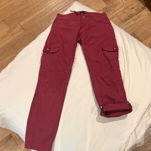Kuhl Cranberry color Cargo Pants sz 2